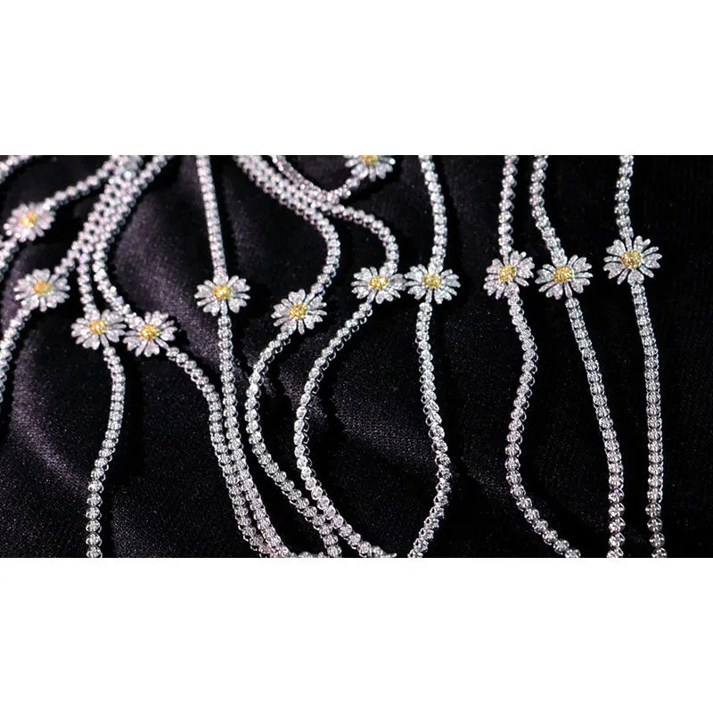 The Aazuo Real Yellow & White Diamond 18K Gold Classic Daisy Bracelet