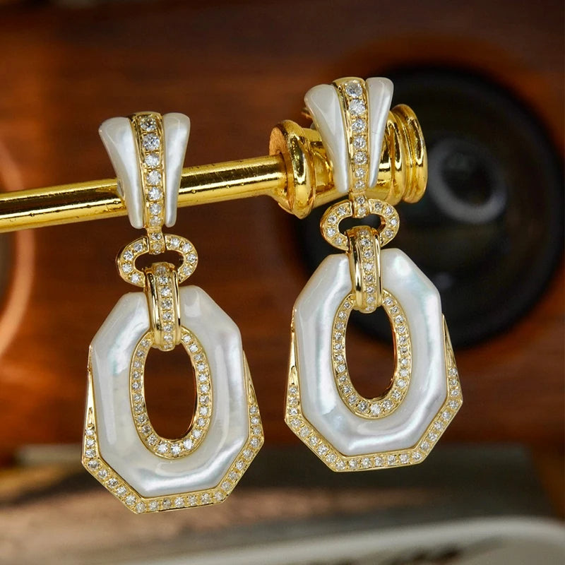 Aazuo 18K Yellow Gold Natural White MOP Diamond Drop Earrings