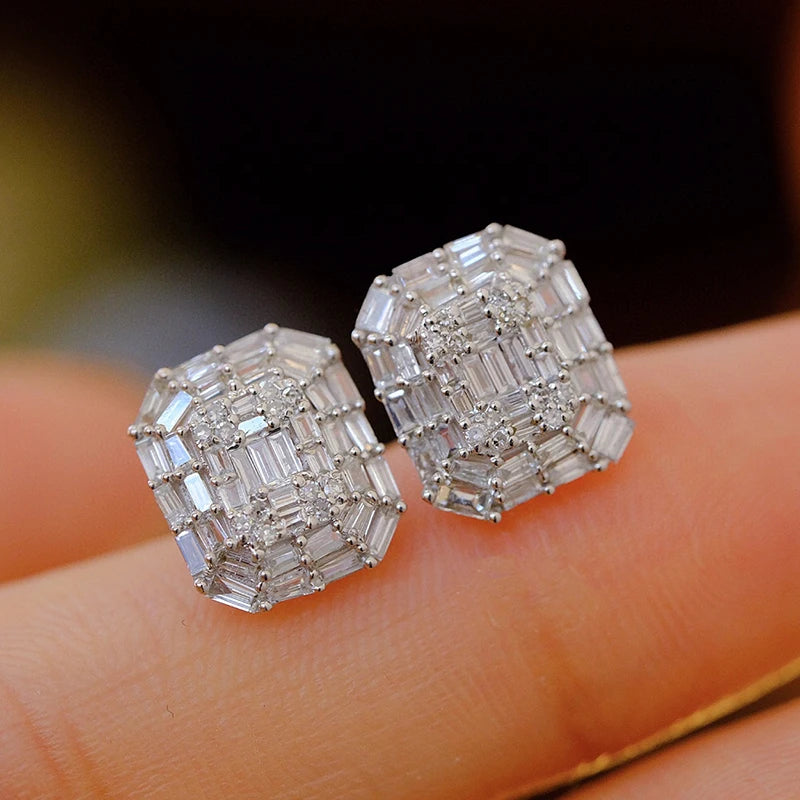 Aazuo Fine Jewelry 18K Gold Rectangular Diamond Stud Earrings