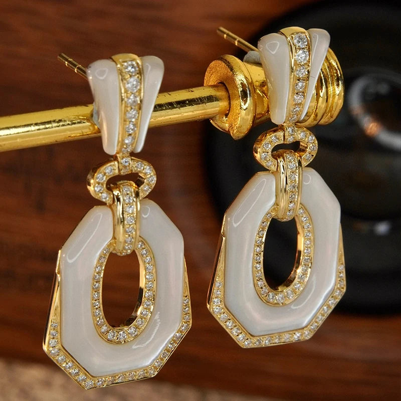 Aazuo 18K Yellow Gold Natural White MOP Diamond Drop Earrings