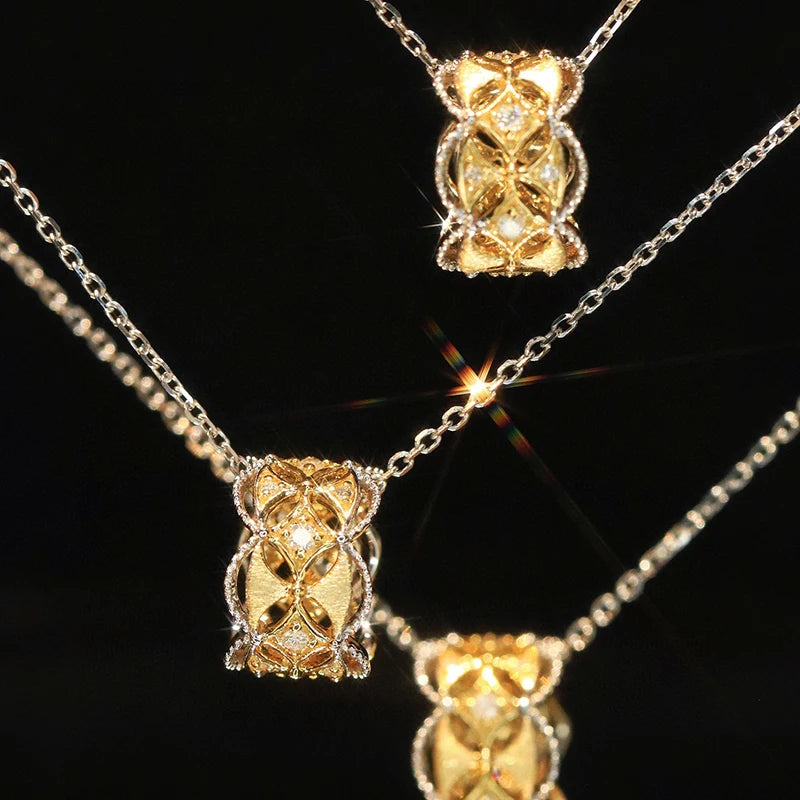 The Aazuo Luxury 18K Yellow Gold Real Diamond Round Lucky Necklace