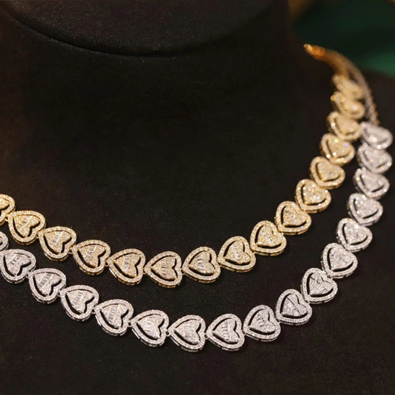 The Aazuo 18K White Gold & Yellow Gold Heart Shape Necklace